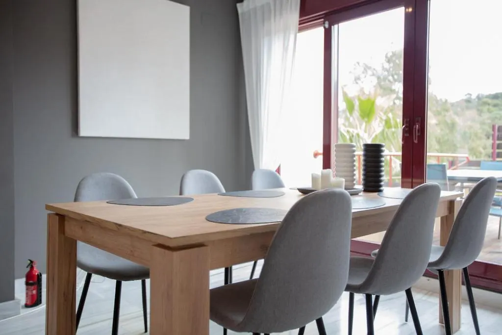 Private Pool Luxurious Villa With Mountain Views Estepona