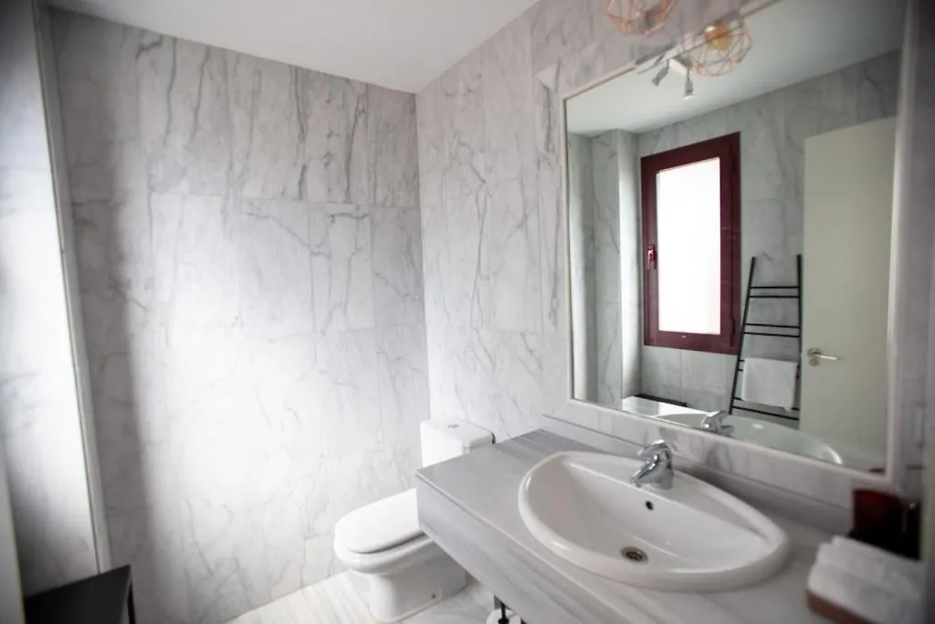 Private Pool Luxurious Villa With Mountain Views Estepona